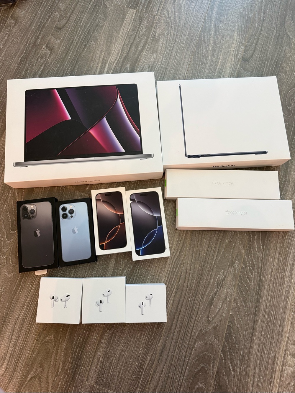 [EMPTY BOXES ONLY] Massive Apple Box Bundle